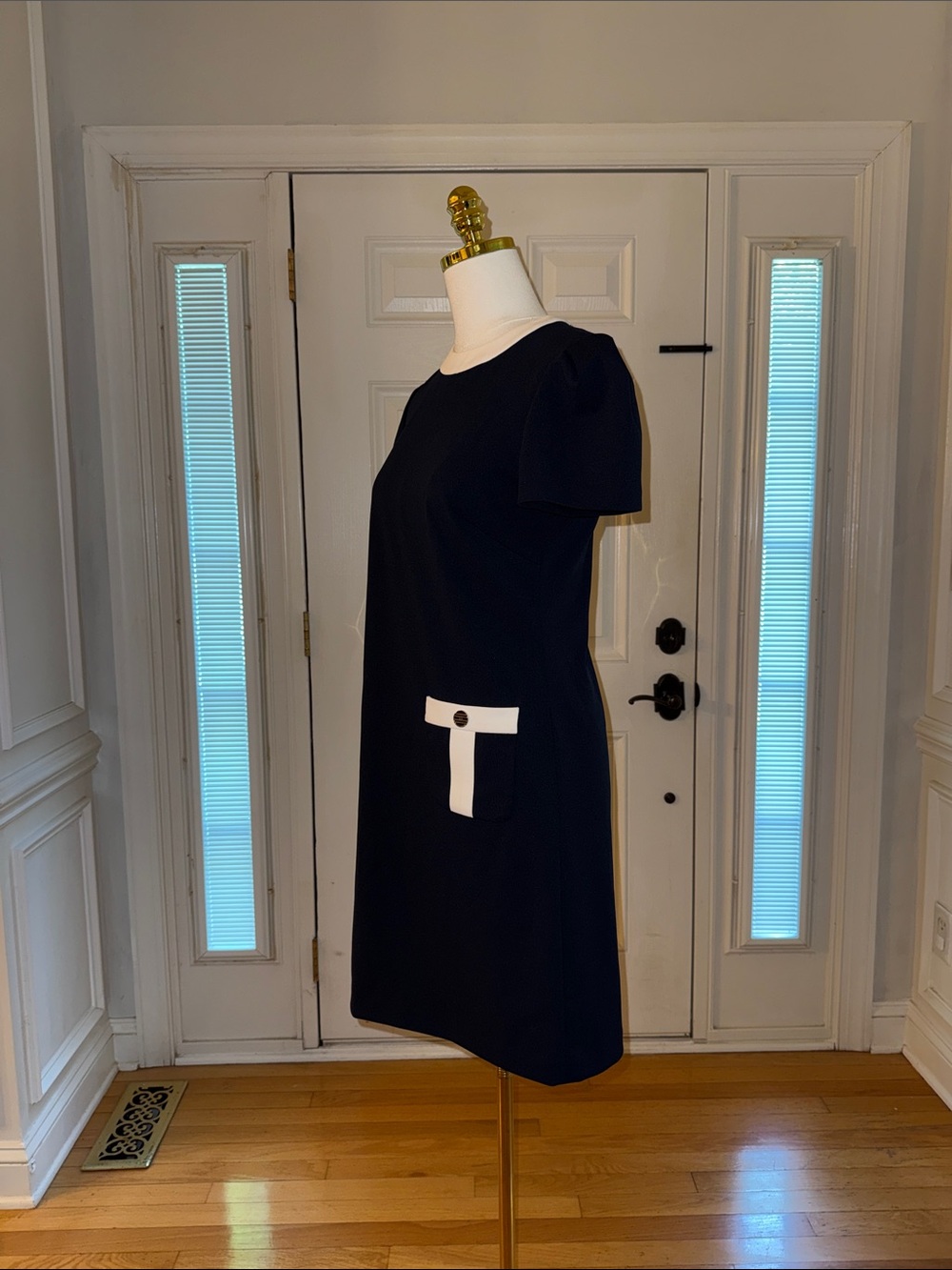 Tommy Hilfiger Navy Shift Dress with White Trim - Picture 5 of 9